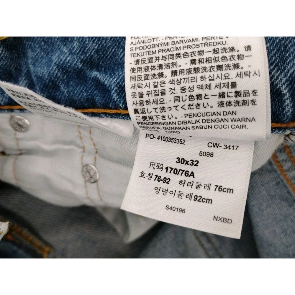Levis 502 Jeans Regular Taper Blue 30x32 Distressed Grunge